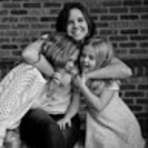 Meet your Posher, Lena